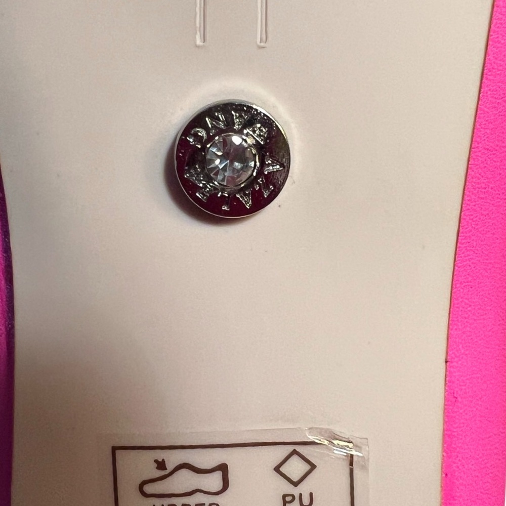 Azalea Wang NWT Stunning Barbie Influence Pink Faux Leather Stiletto Heal Boots - Picture 12 of 13